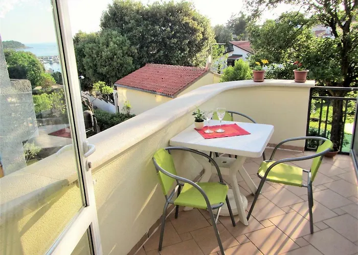 Studio Apartment Martina ---80M From The Sea---