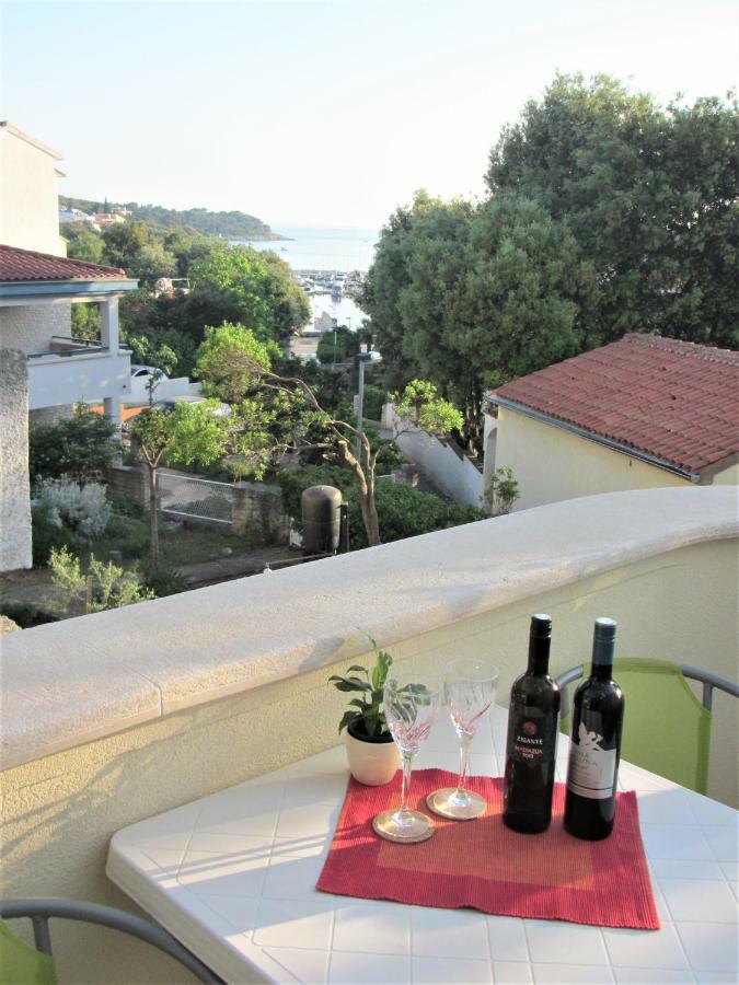 Appartement Martina ---80m From The Sea---